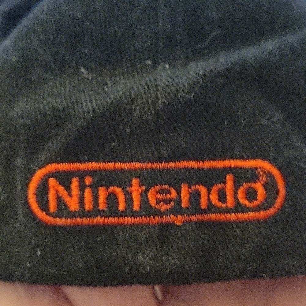 NINTENDO black cotton hat cap. Features a NES controller. Size S/M. - Picture 2 of 5